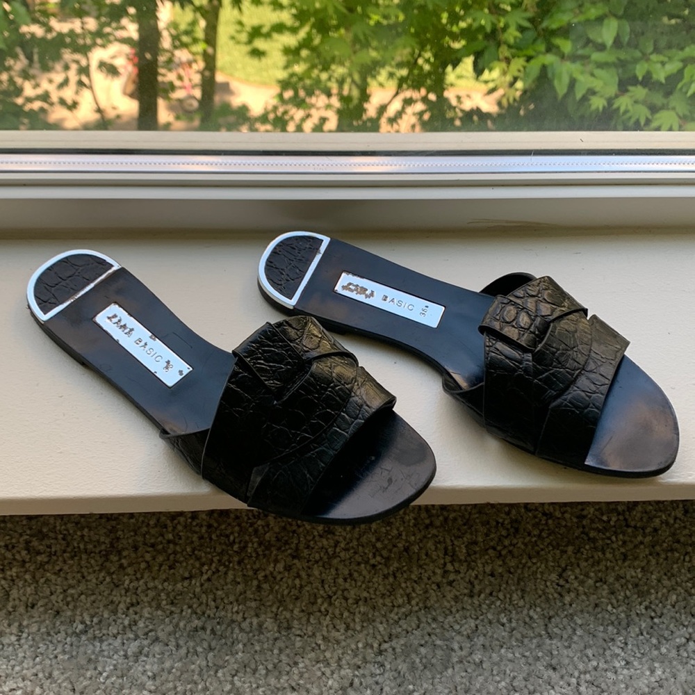 Zara black faux croc leather slip on sandals size 36